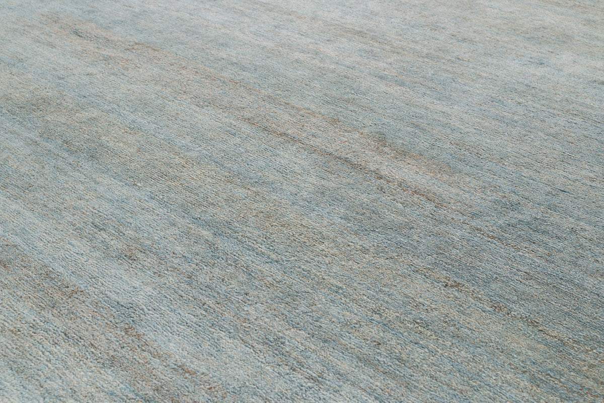 Solid Nettle with End Panels