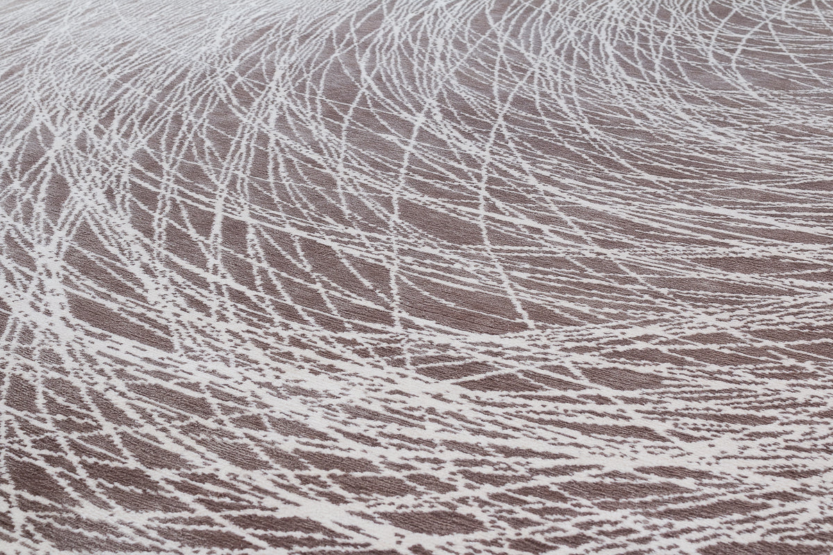 Spin Taupe
